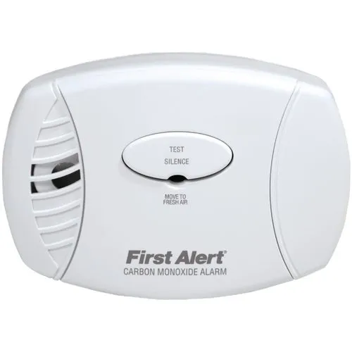 1039734 First Alert Plug-In & Battery Back-Up Carbon Monoxide Alarm